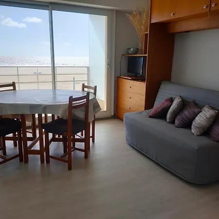 Confortable Pour 3 Pres Plage, Parking, Cuisine Equipee - Fr-1-323-459 Апартаменты Сен-Жан-де-Мон